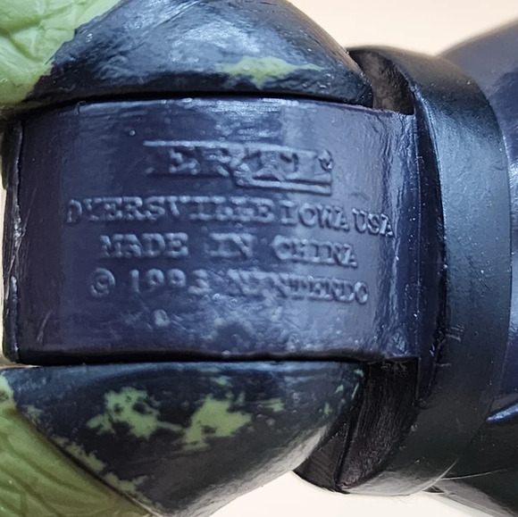 Vintage 1993 Super Mario Bros The Movie Goomba Action Figure ERTL 5 Inch - Picture 4 of 4